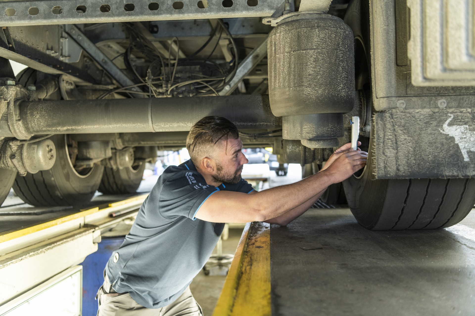 job_image_4